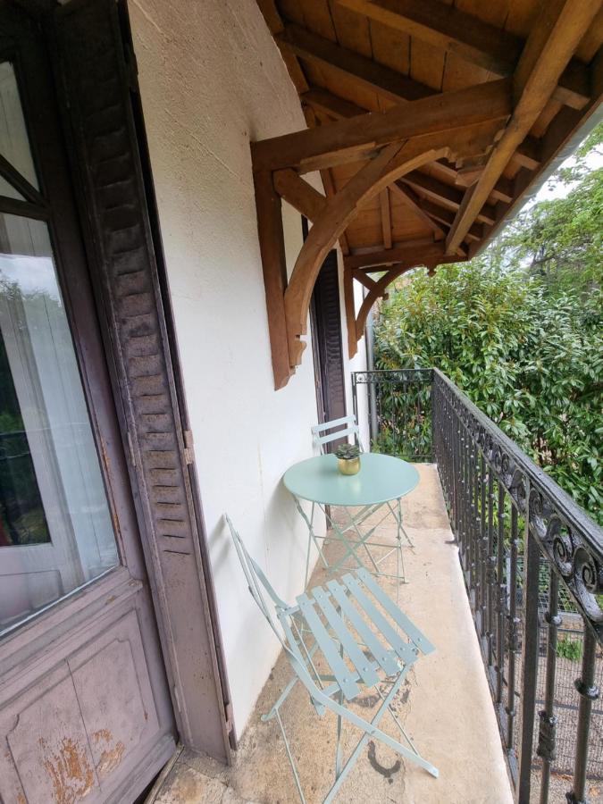 Bed and Breakfast Le Manoir- Cluny Exterior foto